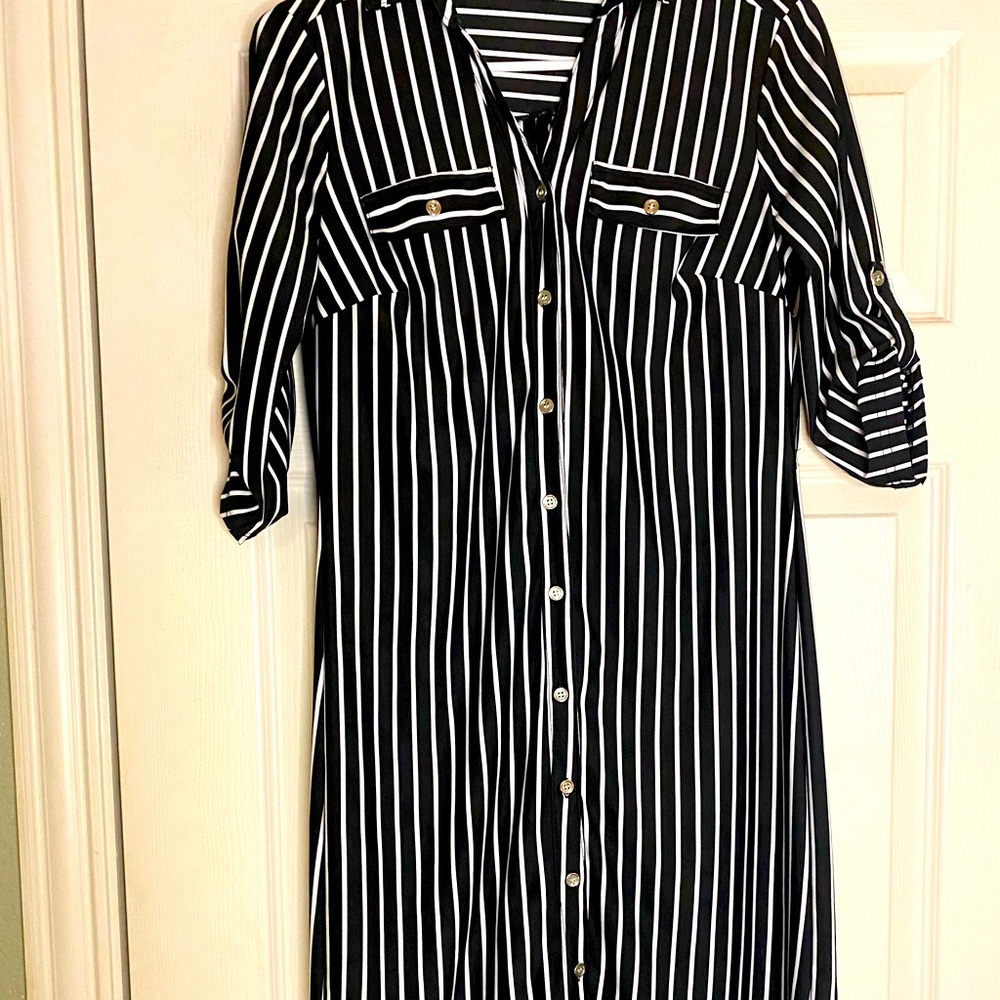 Black and white pinstripe tunic dress